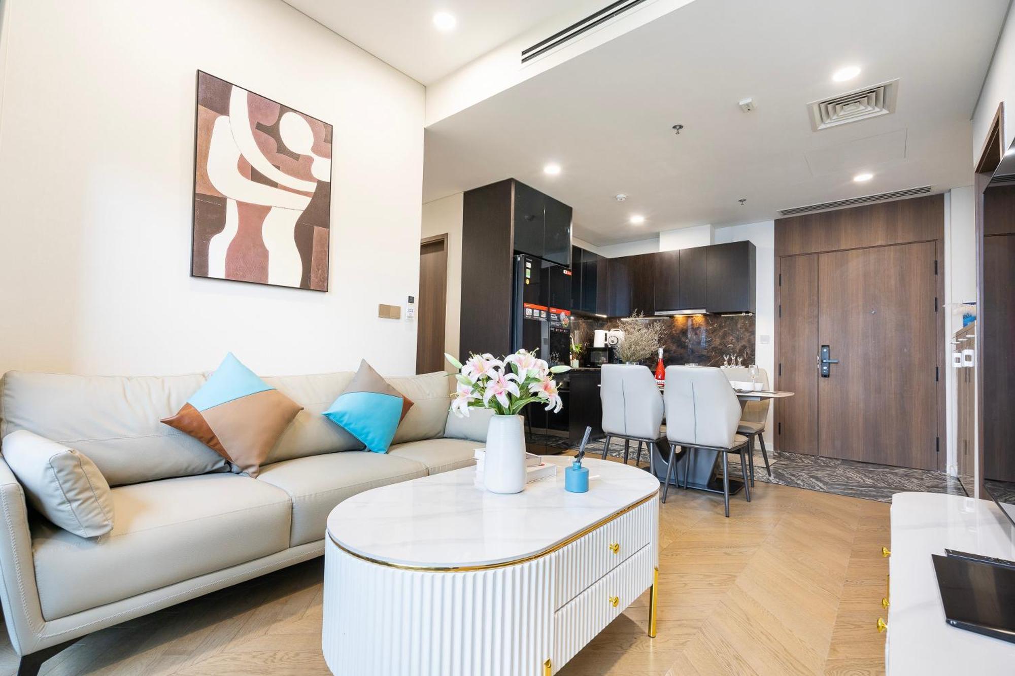 Lumiere Riverside Condotel By Meli