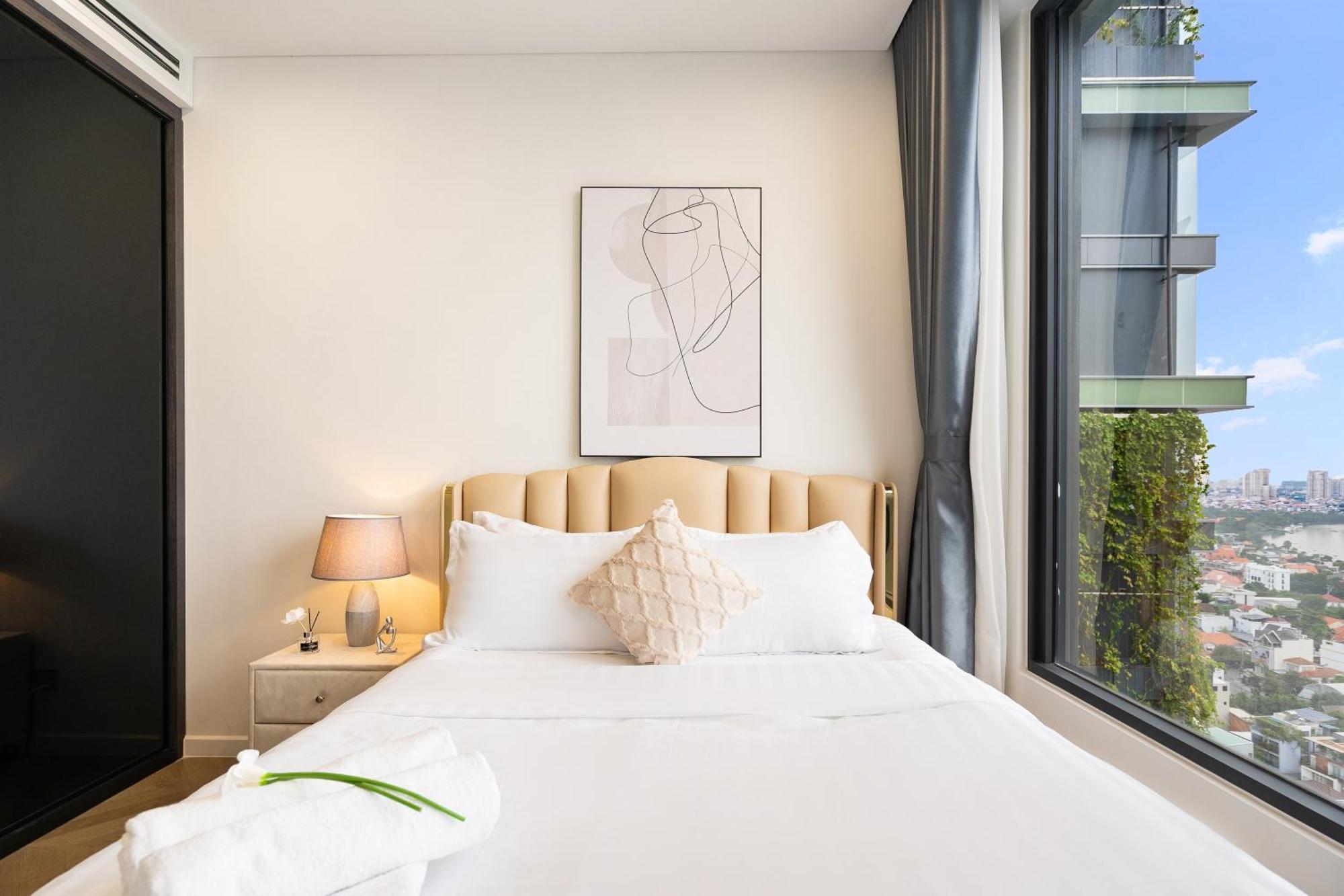 Lumiere Riverside Condotel By Meli Appartement *